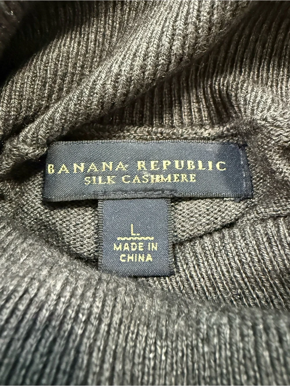 Men’s Banana Republic Gray Silk Cashmere Turtleneck Sweater Size L